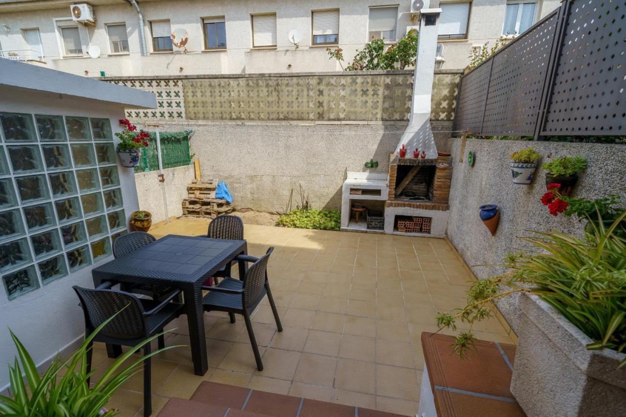 Homeholidaysrentals Espriu- Costa Barcelona Санта-Сусанна Экстерьер фото